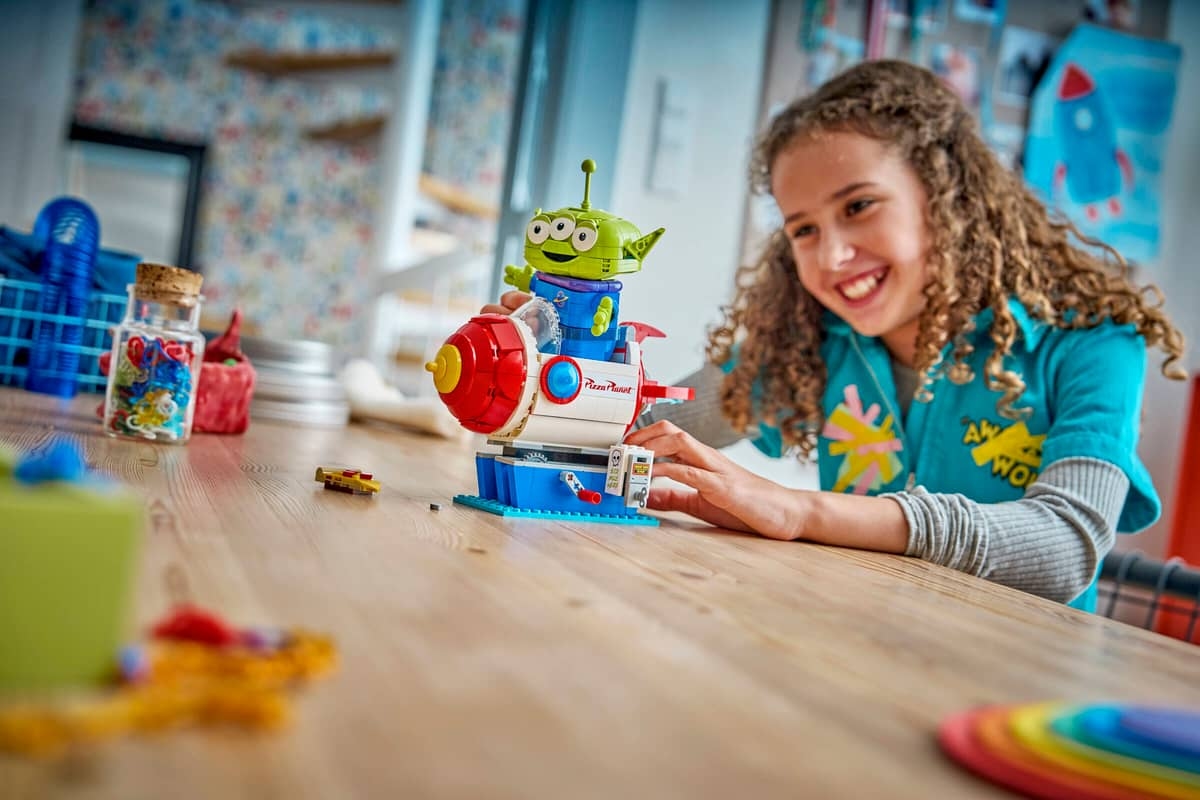 لگو داستان اسباب بازی Alien mit Pizza Planet Raketenfahrt
